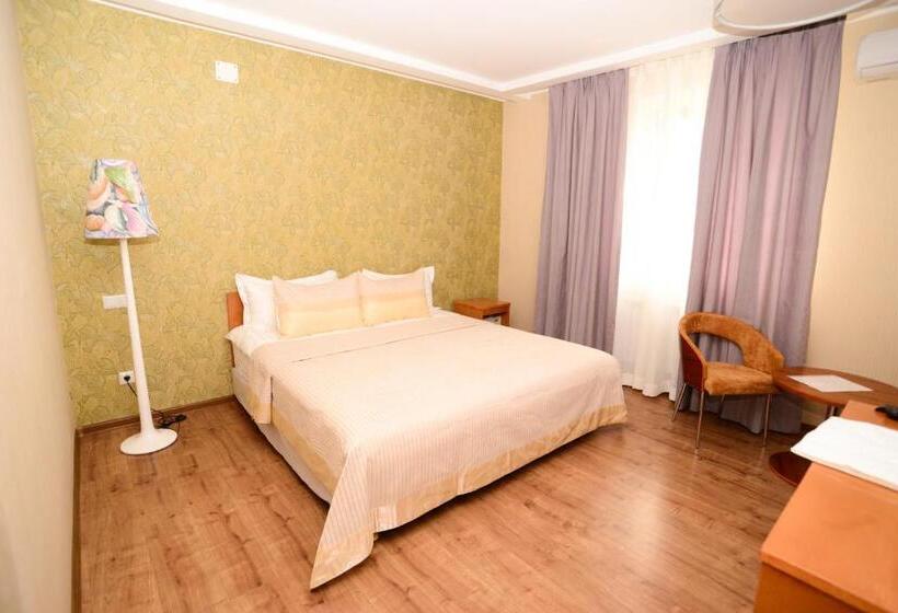 هتل Grushevy Hospitality Boutique