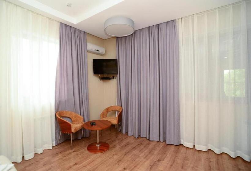 هتل Grushevy Hospitality Boutique