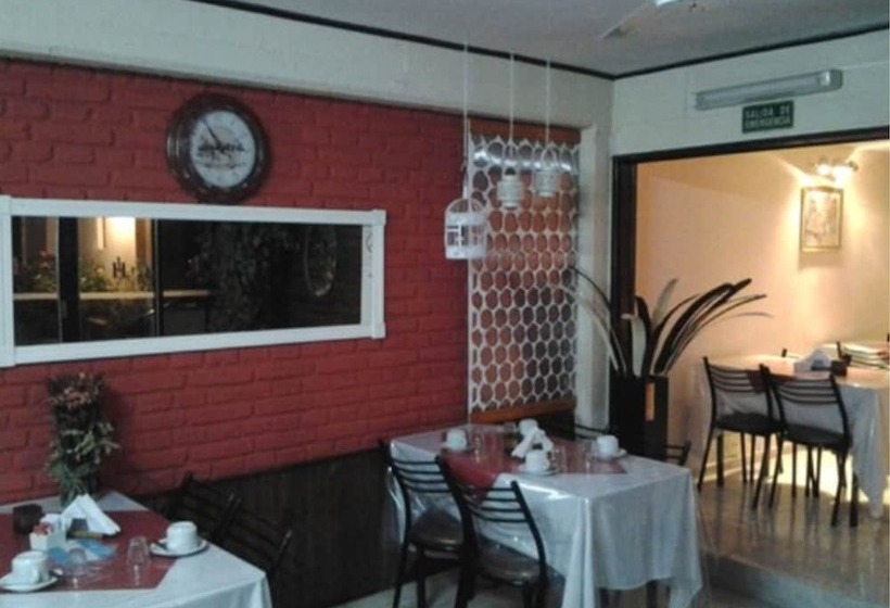 בית מלון כפרי Ideal