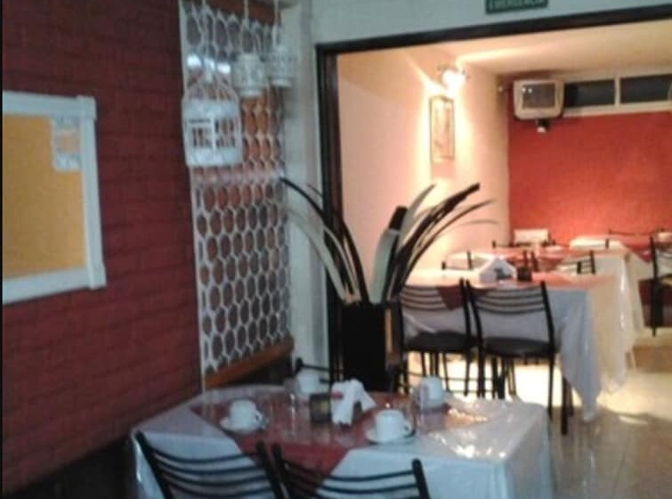 בית מלון כפרי Ideal