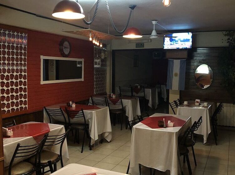 בית מלון כפרי Ideal