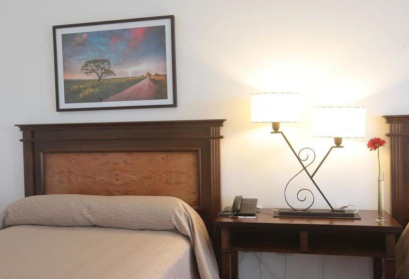 Hotelli Nawan Resort Serrano