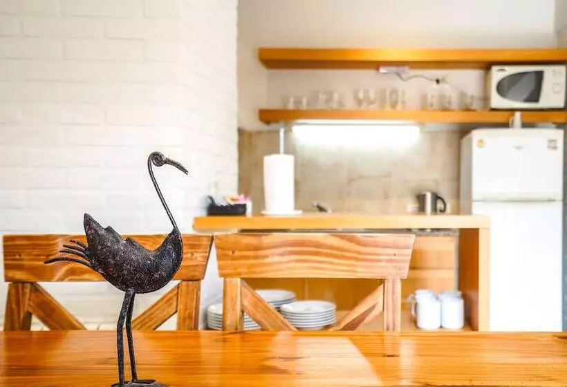 Hotelli Valeria House Rental Suites
