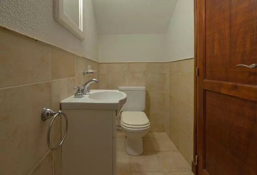 Hotelli Valeria House Rental Suites