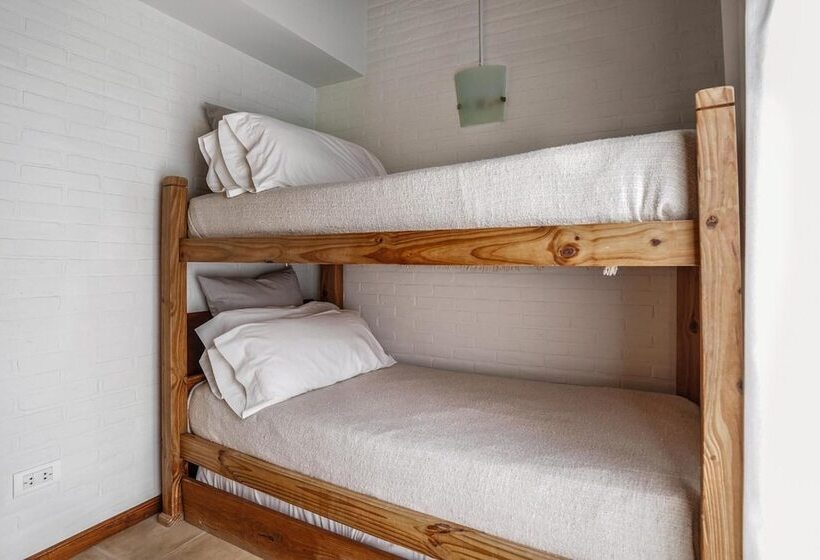 هتل Valeria House Rental Suites