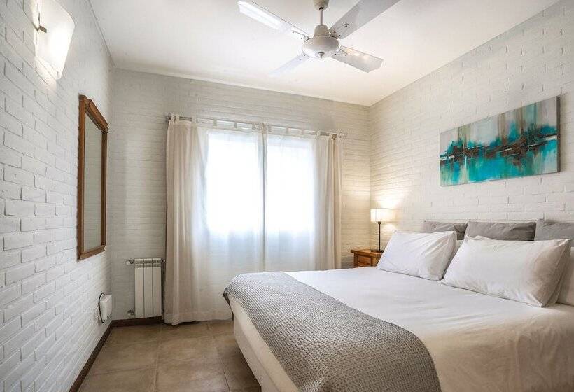 هتل Valeria House Rental Suites