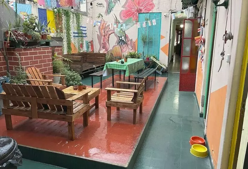 A La Gurda Hostel