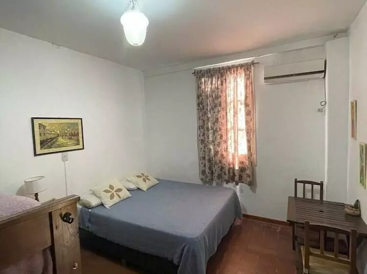 A La Gurda Hostel