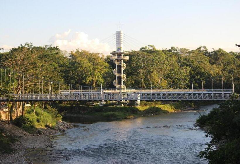 فندق صغير Hostal Tena ñaui