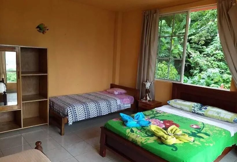 Retkeilymaja Hostal Tena ñaui
