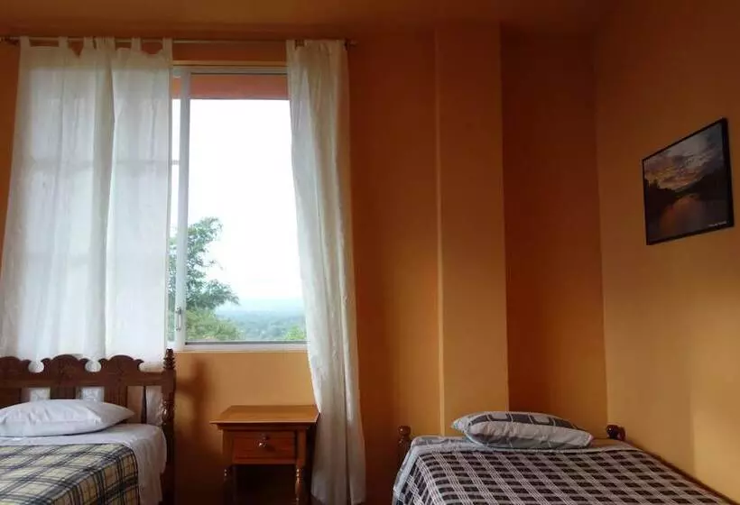 Retkeilymaja Hostal Tena ñaui