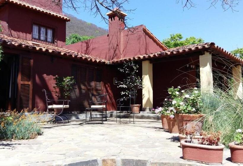 تختخواب و صبحانه Las Chirimoyas