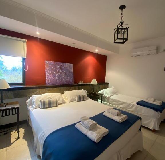 تختخواب و صبحانه Las Chirimoyas