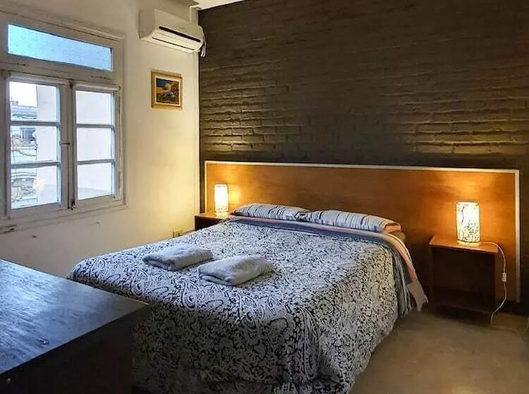 Hostel Carlos Gardel