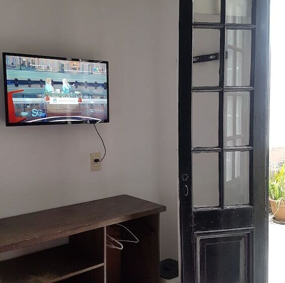 Hostel Carlos Gardel