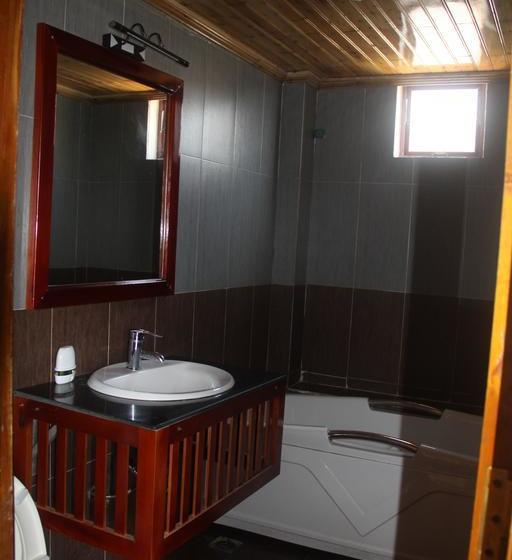 هتل Cat Cat Twilight