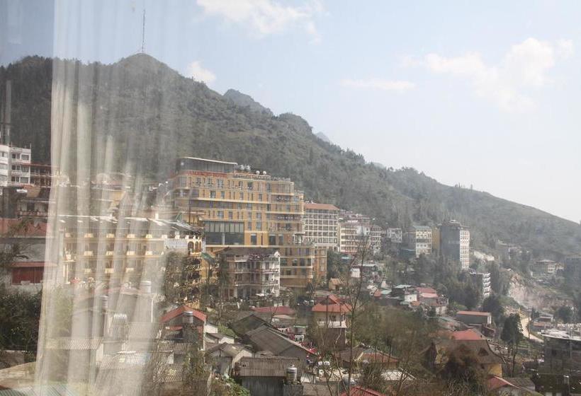 هتل Cat Cat Twilight