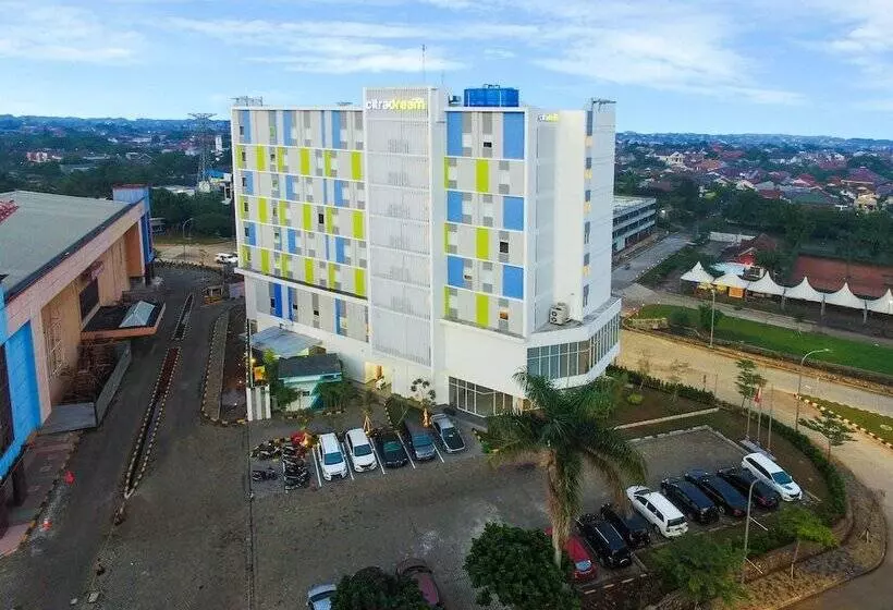 Hotel Citradream Bintaro