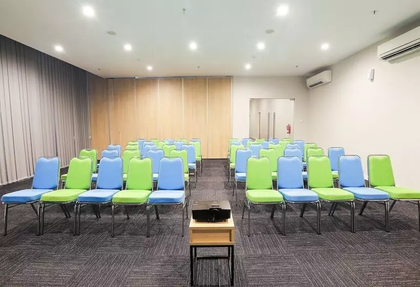 Hotel Citradream Bintaro