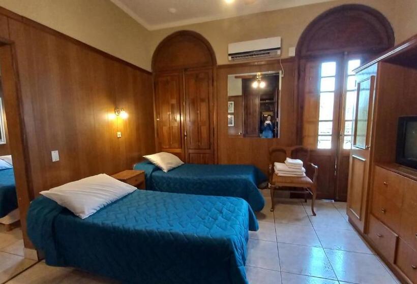 هتل Cordoba Yolanda