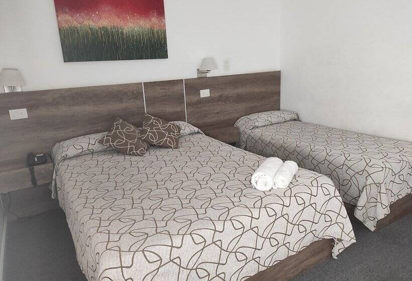 هتل Roma De Tandil