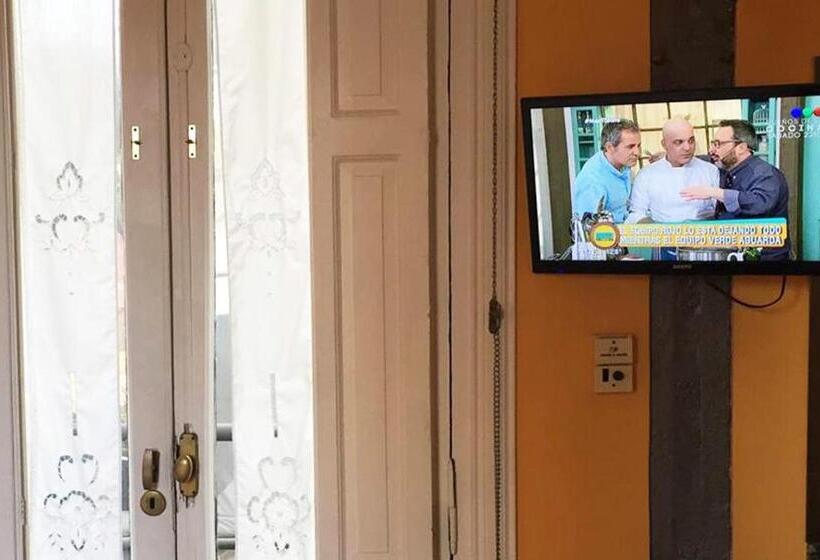 Lgy Bed & Breakfast Only Men