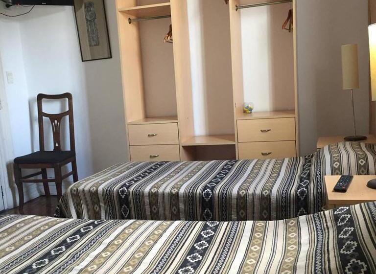 Lgy Bed & Breakfast Only Men