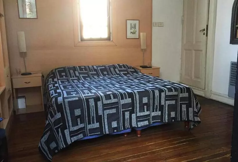 Lgy Bed & Breakfast Only Men