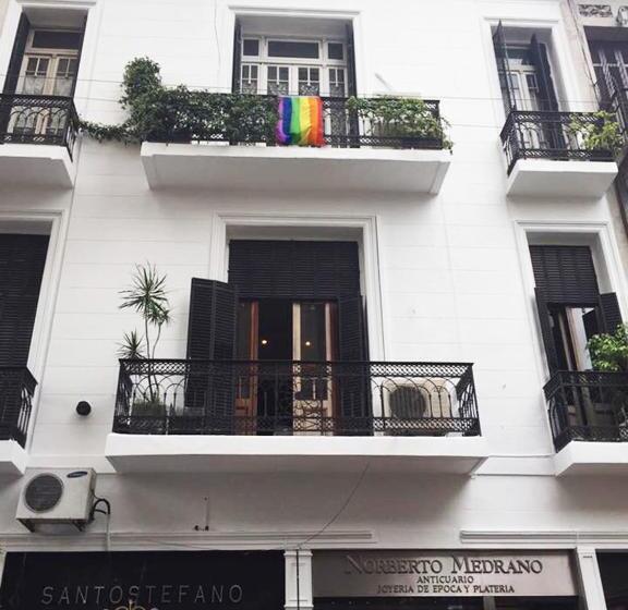 Lgy Bed & Breakfast Only Men