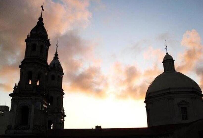 Lgy Bed & Breakfast Only Men