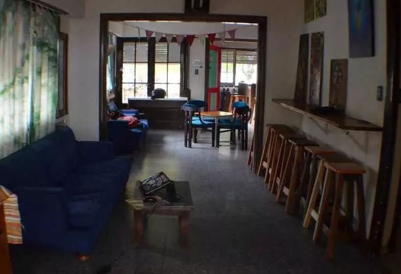 Zeppelin Art Hostel