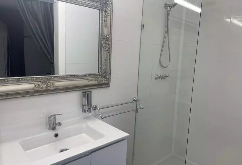 Aamiaismajoitus (B&B) Cypress Bnb