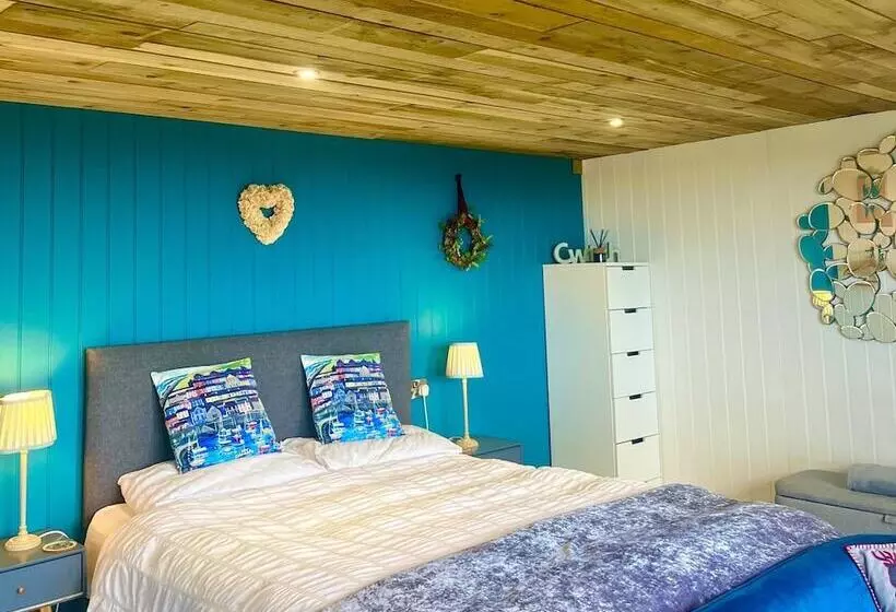 Hotelli Aberaeron Pods Luxury Accommodation