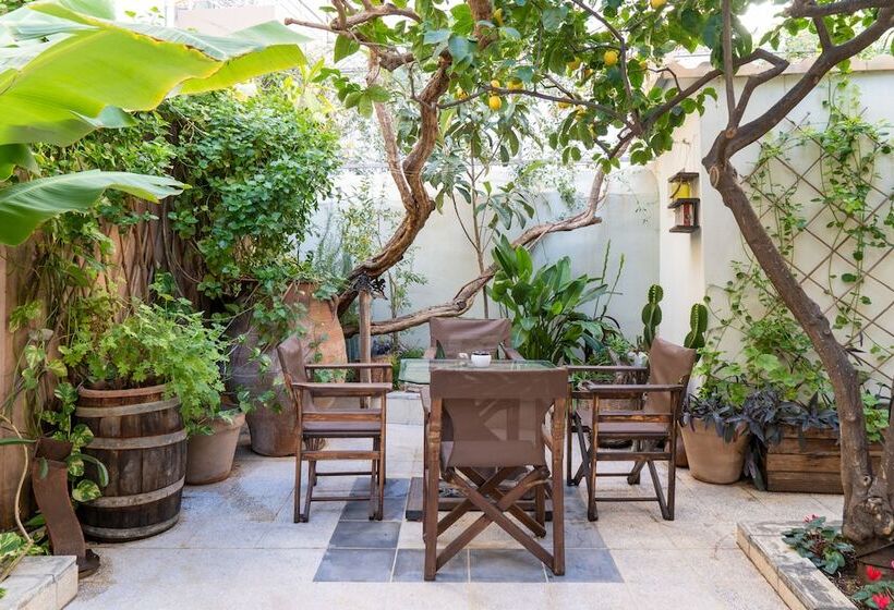 Lemon Garden Residence