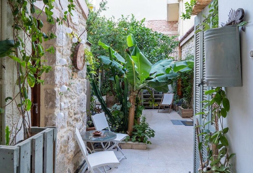 Lemon Garden Residence