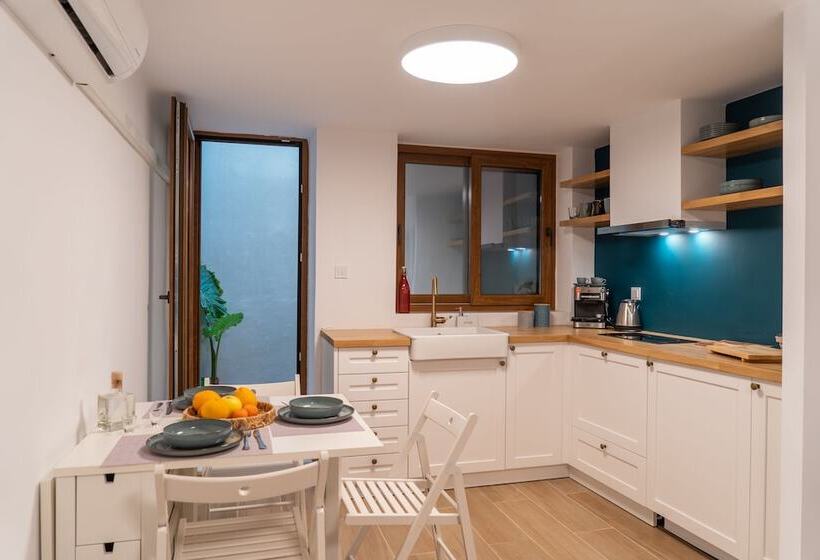 Lemon Garden Residence