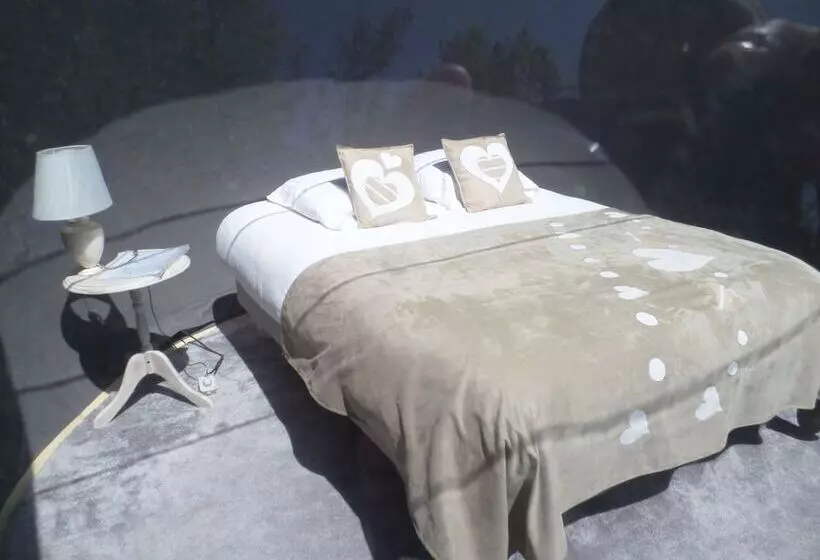 Nuits D Y Cîmes : Nuit Insolite Bulle, Spa