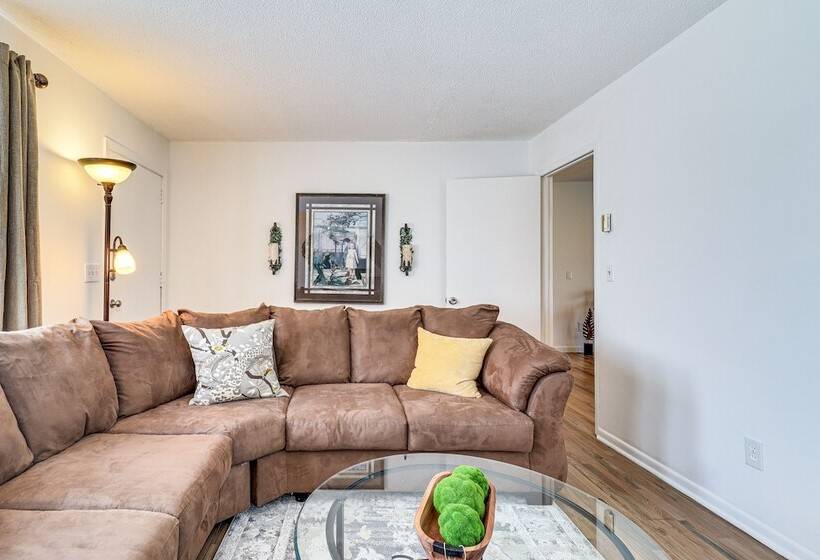 Peaceful Trenton Home W/ Patio Near Hiking!