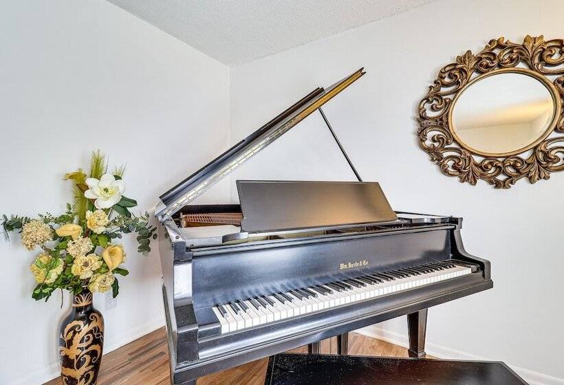 Peaceful Trenton Home W/ Patio Near Hiking!