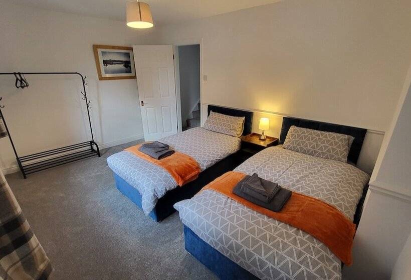 Резиденция Heart Of Lincoln City, 3 Bedrooms, Sleeps 4 Guests