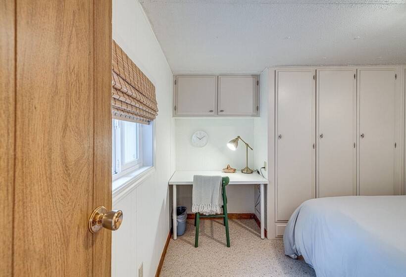 Rockaway Beach Home, Walk To Ocean, Pet Friendly!