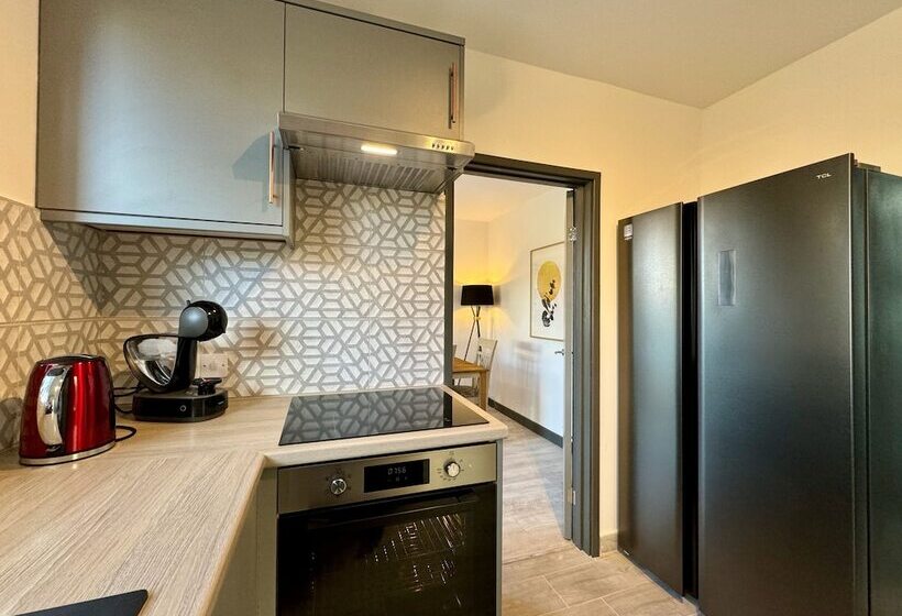 Sandringham House Serene Escape Cottage