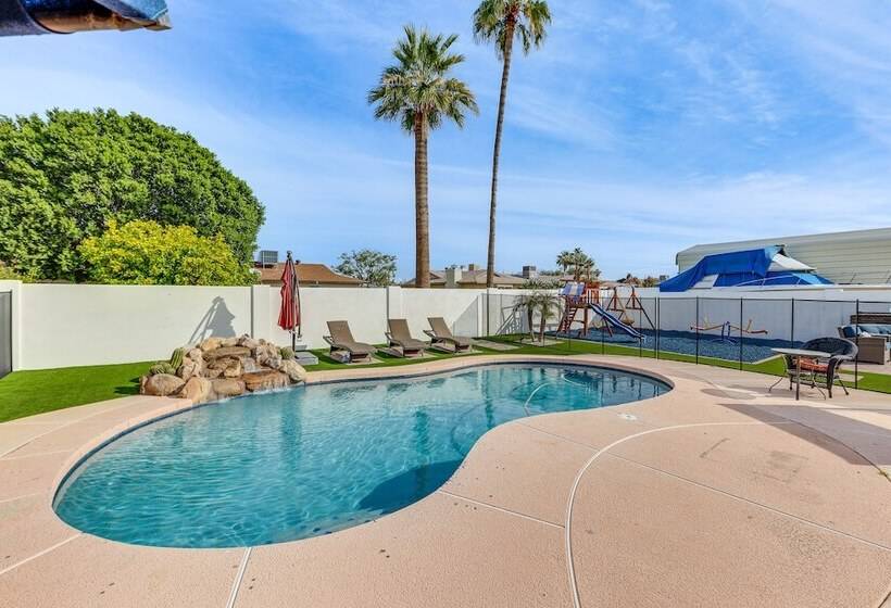 Sleek Phoenix Paradise W/ Outdoor Pool + Fire Pit!