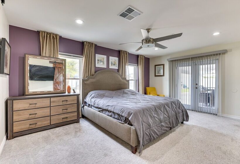 Sleek Phoenix Paradise W/ Outdoor Pool + Fire Pit!