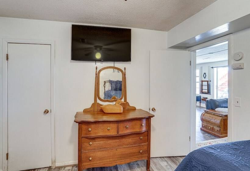 Arkansas Lake House W/ Private Dock!