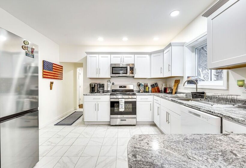 Authentic Vermont Countryside Home: 15 Mi To Pico