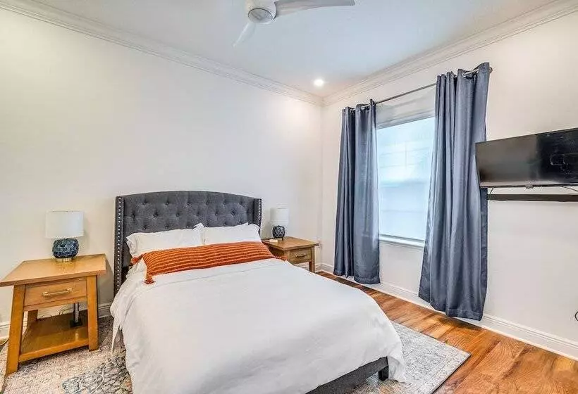 Brooksville Home ~ 12 Mi To Cabot Citrus Farms