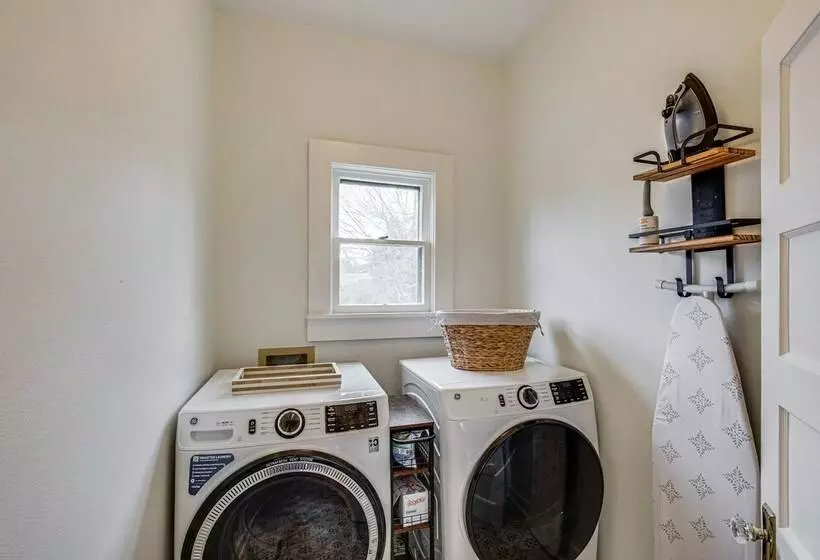 1 Mi To Downtown Tyler: Historic Home W/ Porch!