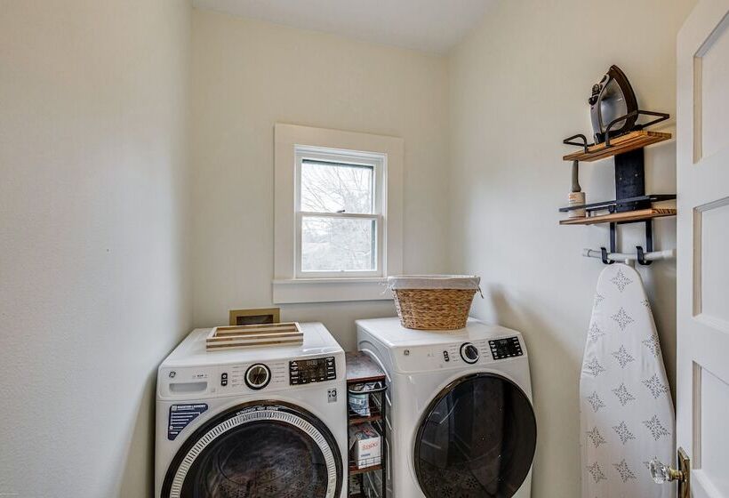 1 Mi To Downtown Tyler: Historic Home W/ Porch!