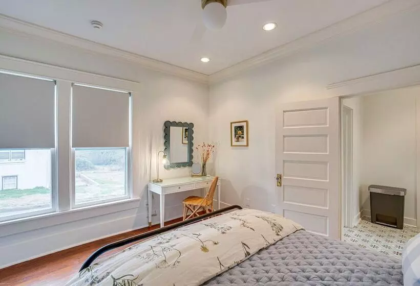 1 Mi To Downtown Tyler: Historic Home W/ Porch!